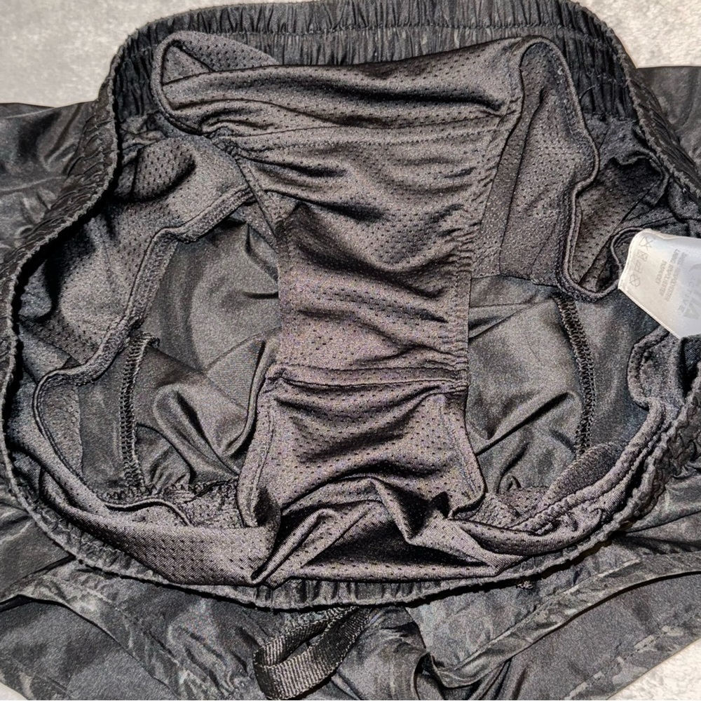 ZYIA Black Athletic Running Shorts with Subtle Leopard Jacquard - Picture 5 of 10